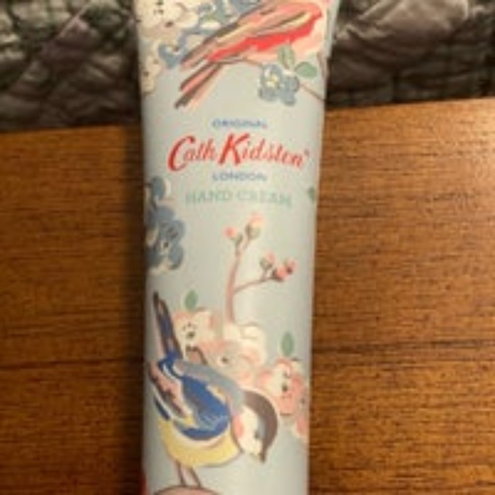 NWOT - Cath Kidson of London Hand & Nail Care Set - Picture 2 of 6